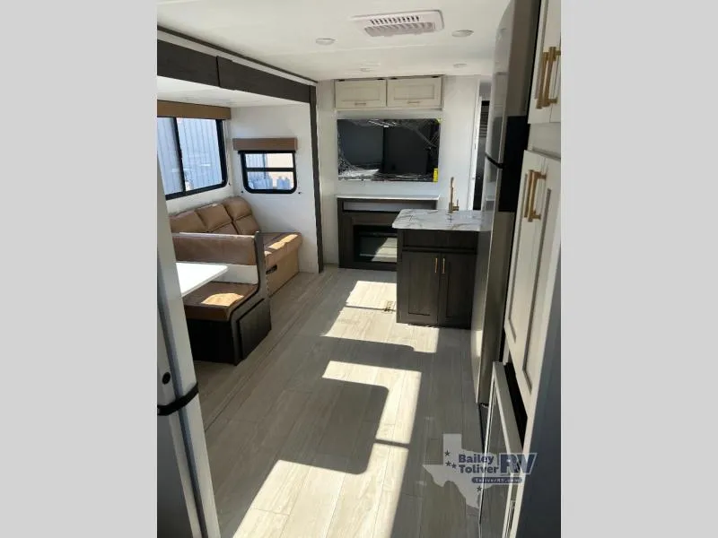 2026 CrossRoads Zinger 390DB - Photo 4