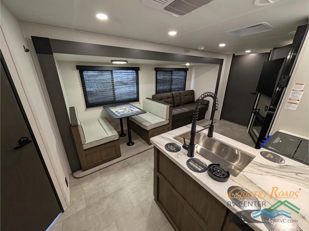 2027 Forest River Tracer 275BH, Photos photo 10