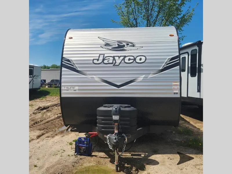 2026 Jayco Jay Flight SLX 210QB - Photo 3