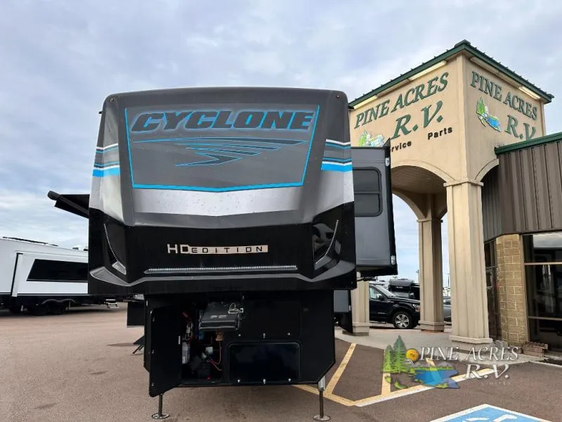 2024 Heartland Cyclone 4006 - Photo 3