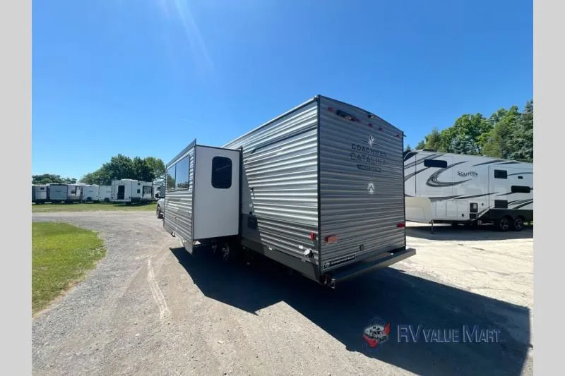 2026 Coachmen Catalina Legacy Edition 263BHSCK - Photo 3