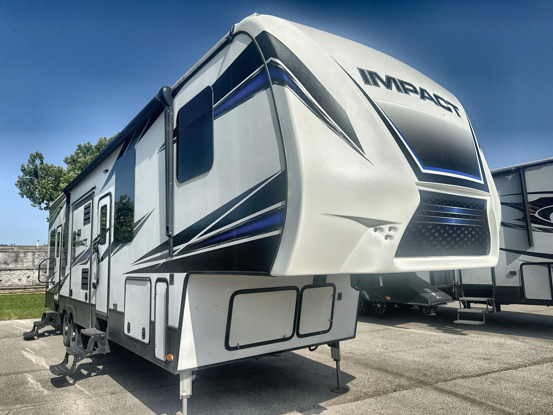 2018 Keystone Impact 341 - Main photo