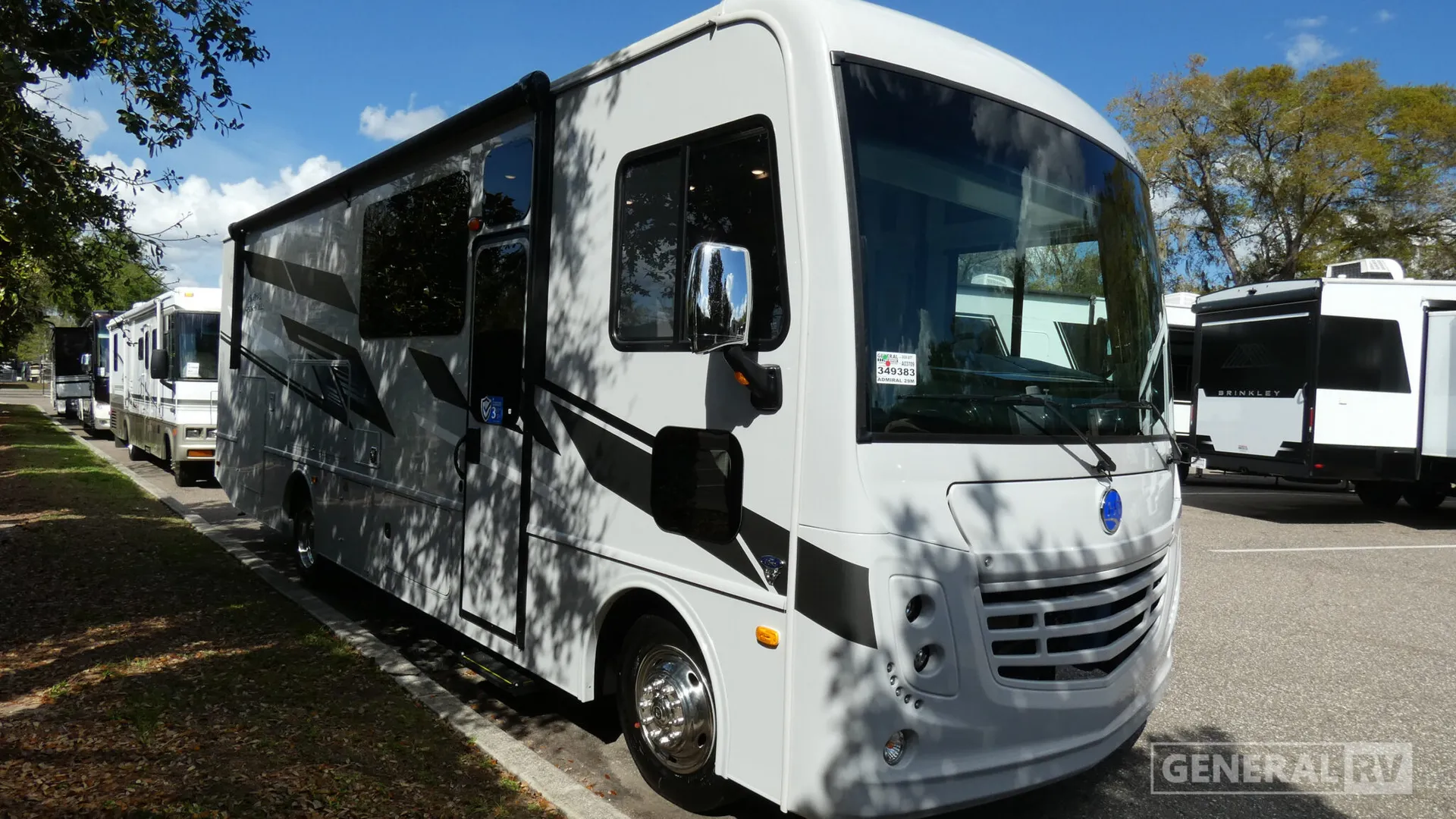 2026 Holiday Rambler Admiral 29M - Photo 2