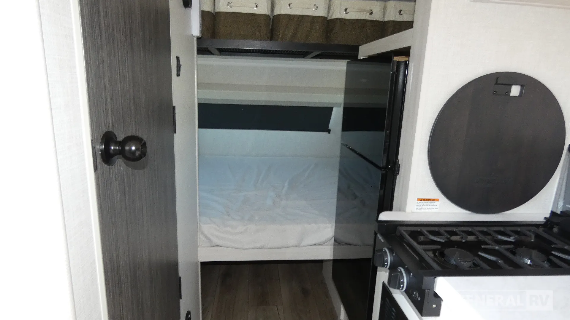 2025 Forest River R-Pod RP-171 - Photo 3
