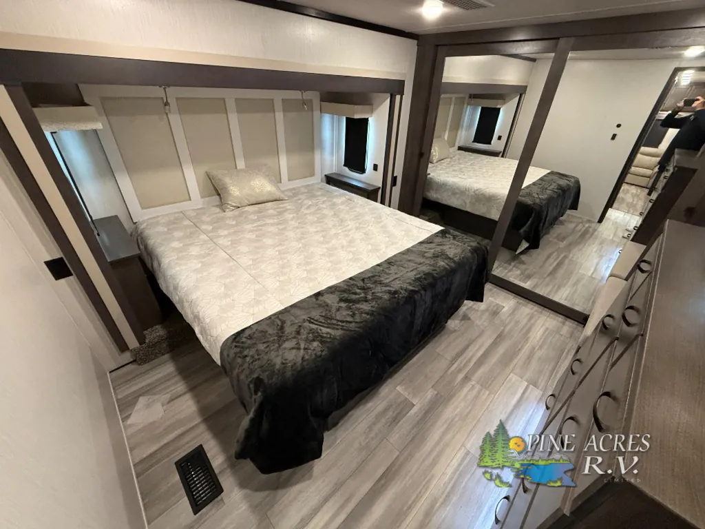 2022 Forest River Cedar Creek Champagne Edition 38EL, Photos photo 31