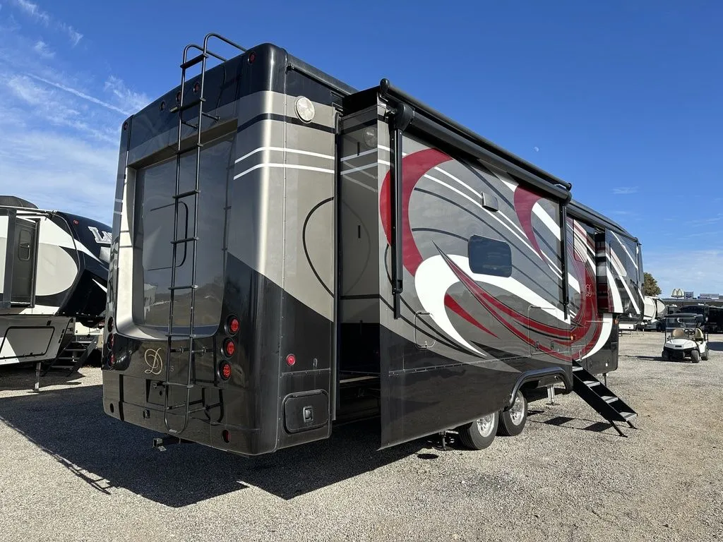 2021 DRV Mobile Suites 36 - Photo 3