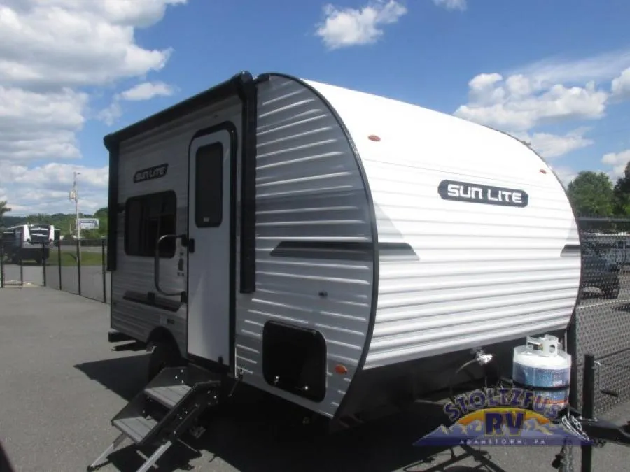 2027 Sunset Park RV Sun Lite LTD 13BD - Photo 2