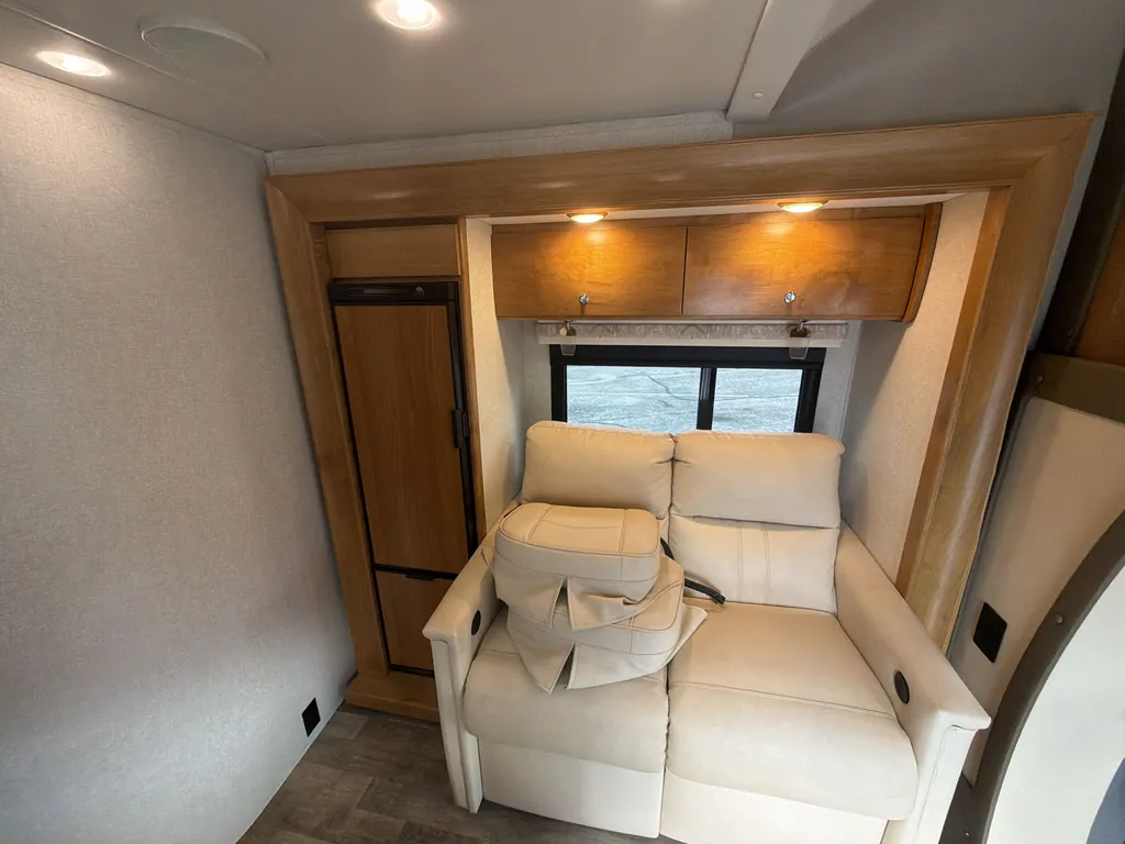 2019 Tiffin Wayfarer 24 TW, Photos photo 9