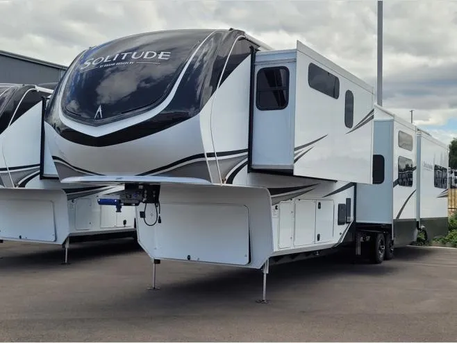 2025 Grand Design Solitude 388MBS - Photo 4