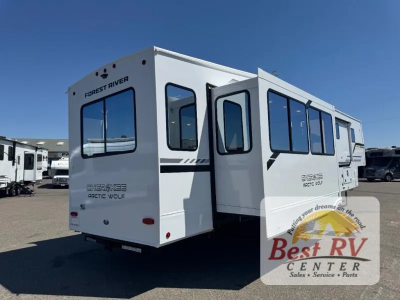 2026 Forest River Cherokee Arctic Wolf 3650SUITE - Photo 4