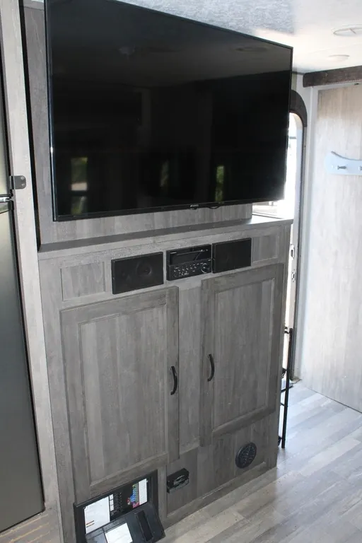 2020 Forest River Vibe 28BH, Photos photo 16
