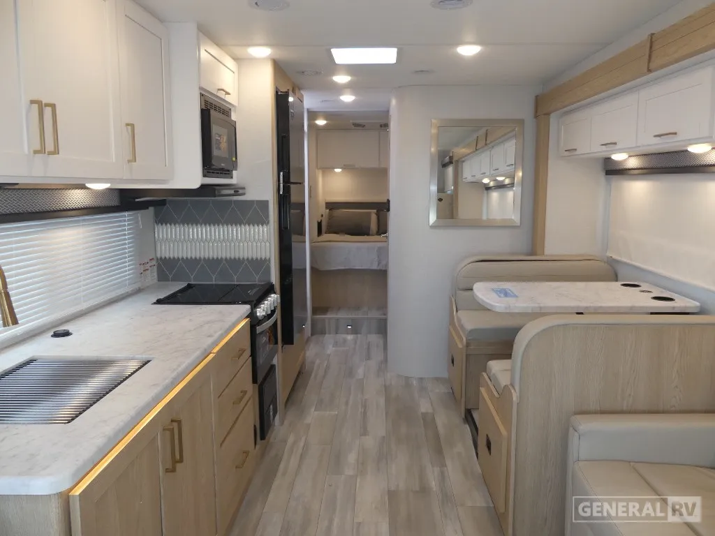 2026 Thor Motor Coach Four Winds 31H - Photo 3