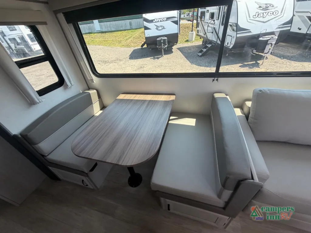 2027 Coachmen Catalina Legacy Edition 333DBDSCK, Photos photo 18