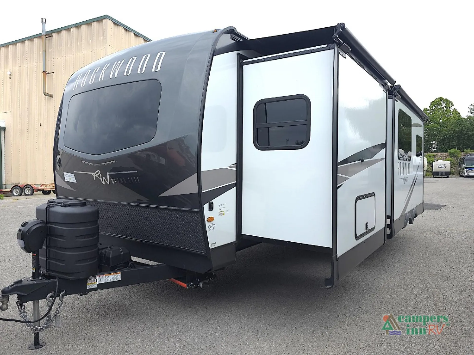 2025 Forest River Rockwood Ultra Lite 2614BS — Photo 5