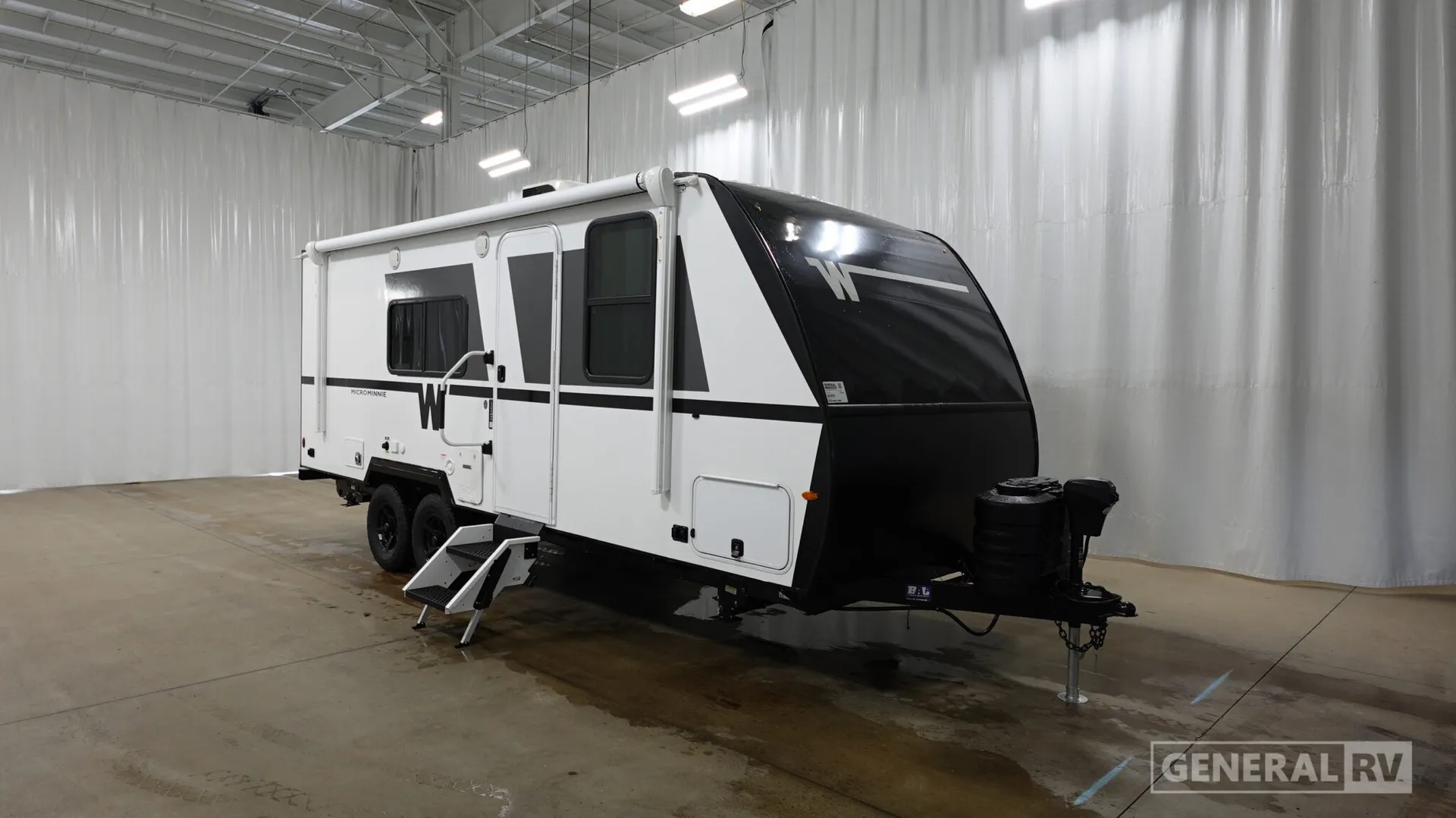 2027 Winnebago Micro Minnie 2200MBH - Photo 2