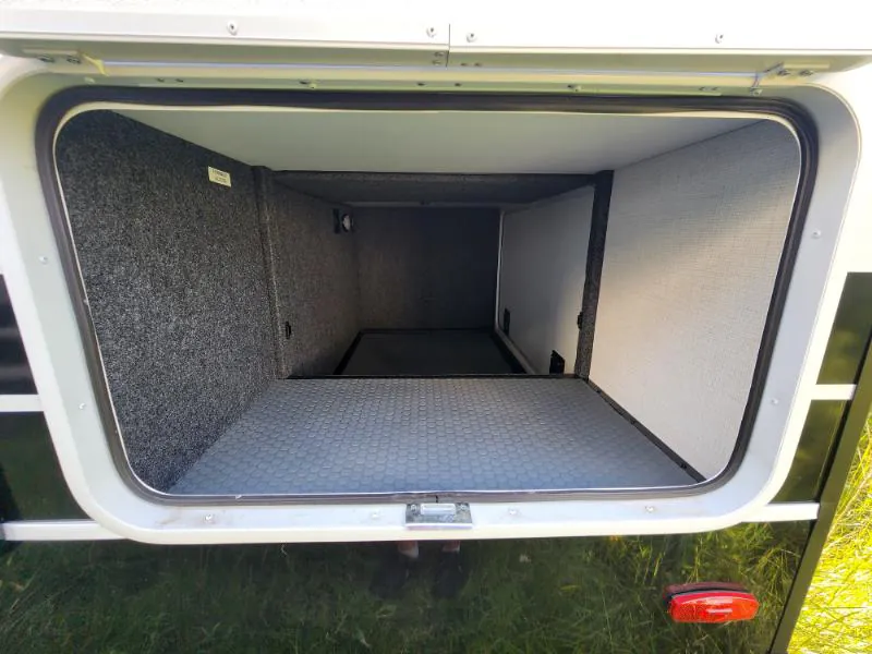 2026 Brinkley Model I 294, Photos photo 9