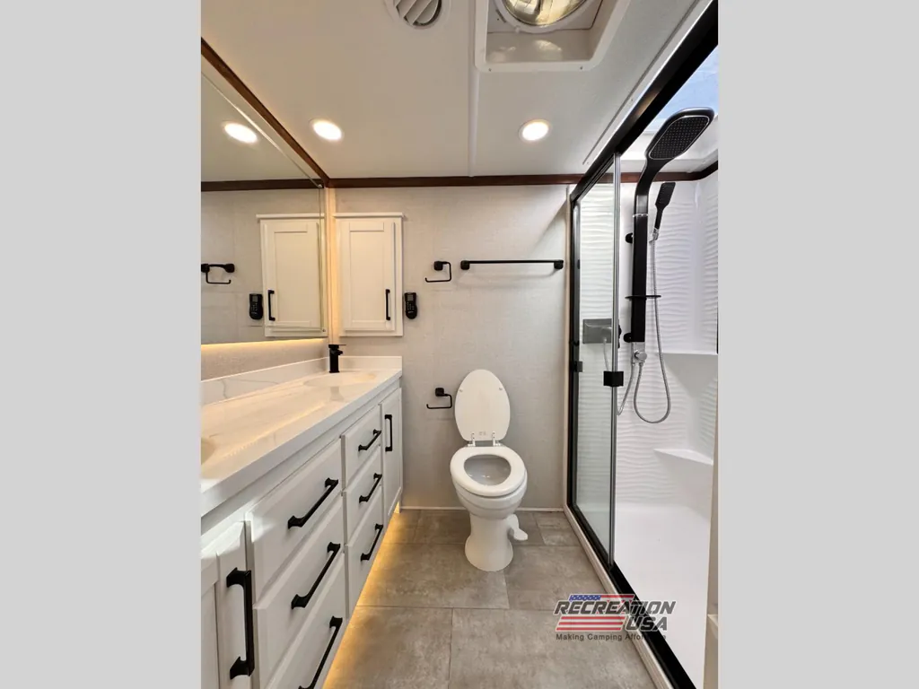 2025 Forest River RiverStone 421FK, Photos photo 35