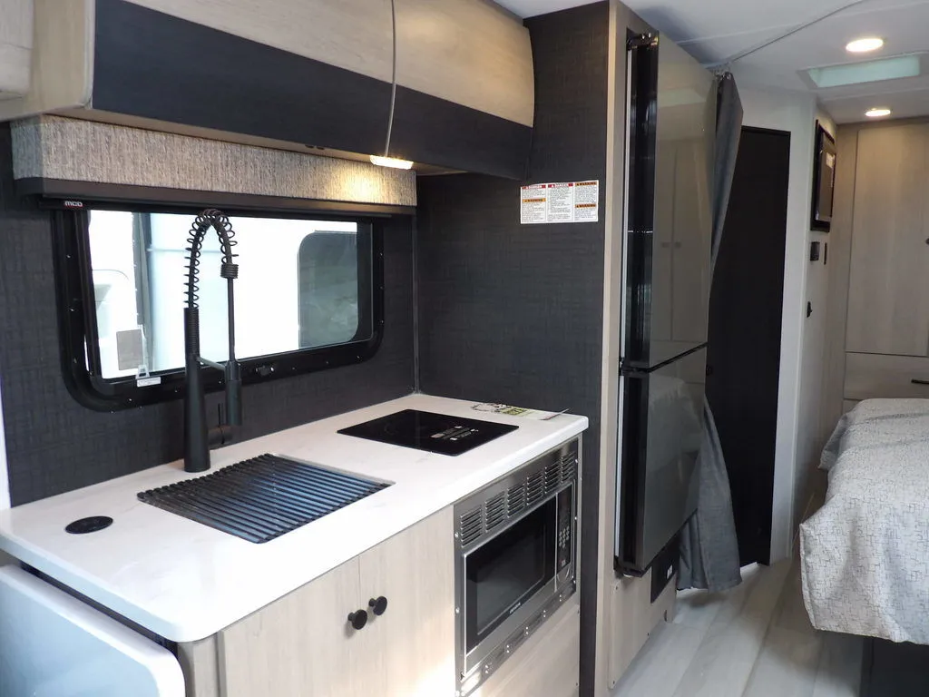 2024 Forest River Sunseeker 2400B, Photos photo 31