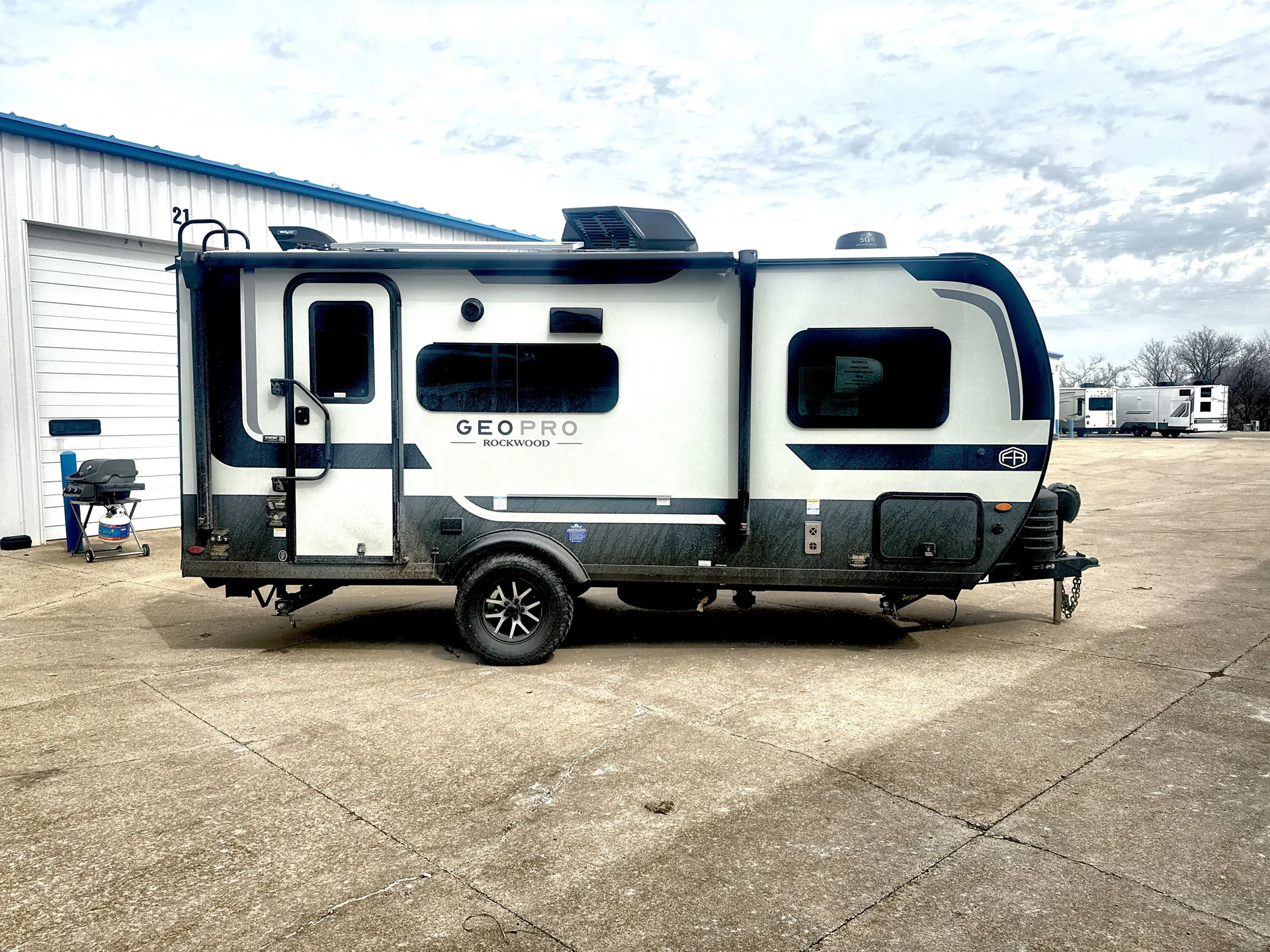 2026 Forest River Rockwood Geo-Pro 19FBS — campside