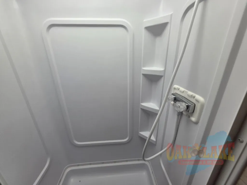 2018 Winnebago Sunstar 27P, Photos photo 36
