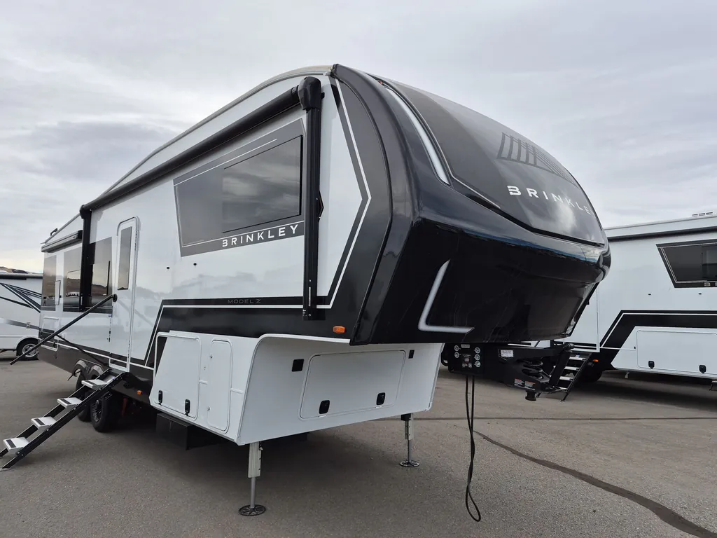 2026 Brinkley Model Z 2810, Photos photo 4