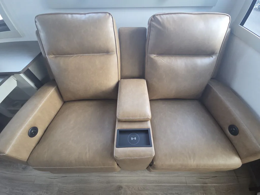 2026 Brinkley Model Z Air 297, Photos photo 15