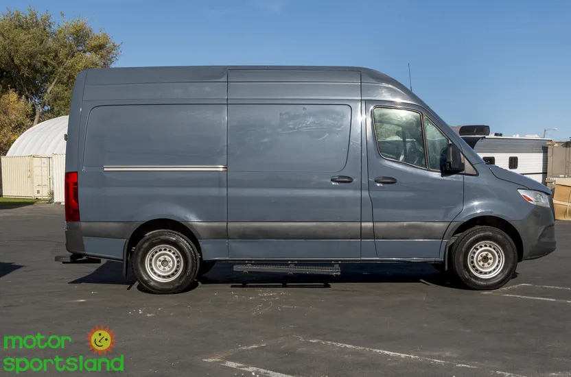 2019 Mercedez - Photo 2