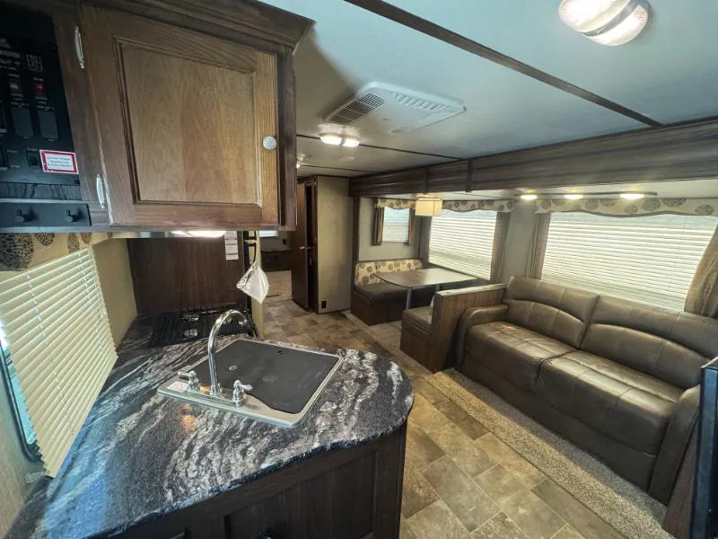 2016 Keystone Sprinter 313BHS - Photo 3