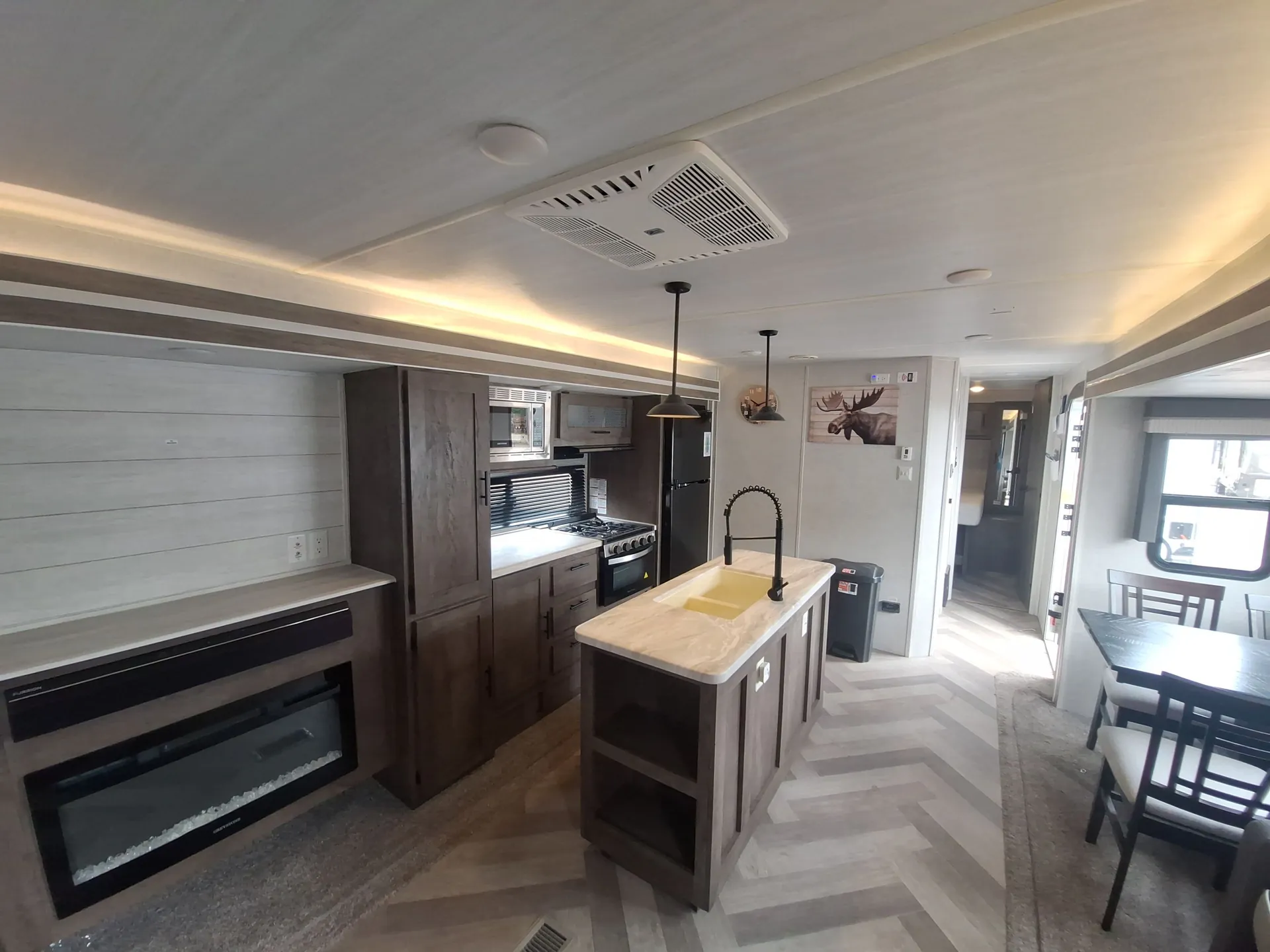 2021 Forest River Wildwood 27RE — living area main