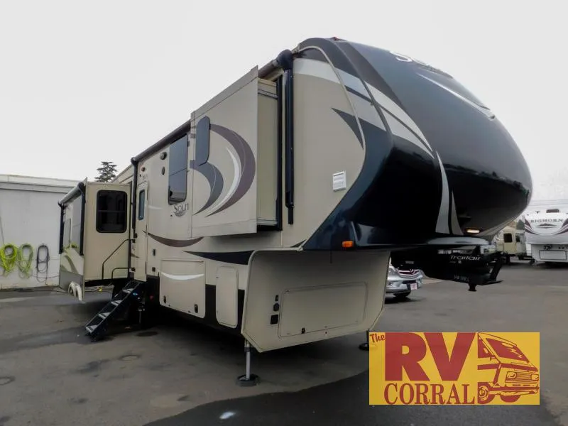 2016 Grand Design Solitude 384GK - Photo 2