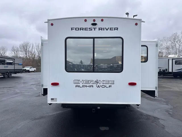 2026 Forest River Cherokee Alpha Wolf 26RL, Photos photo 4