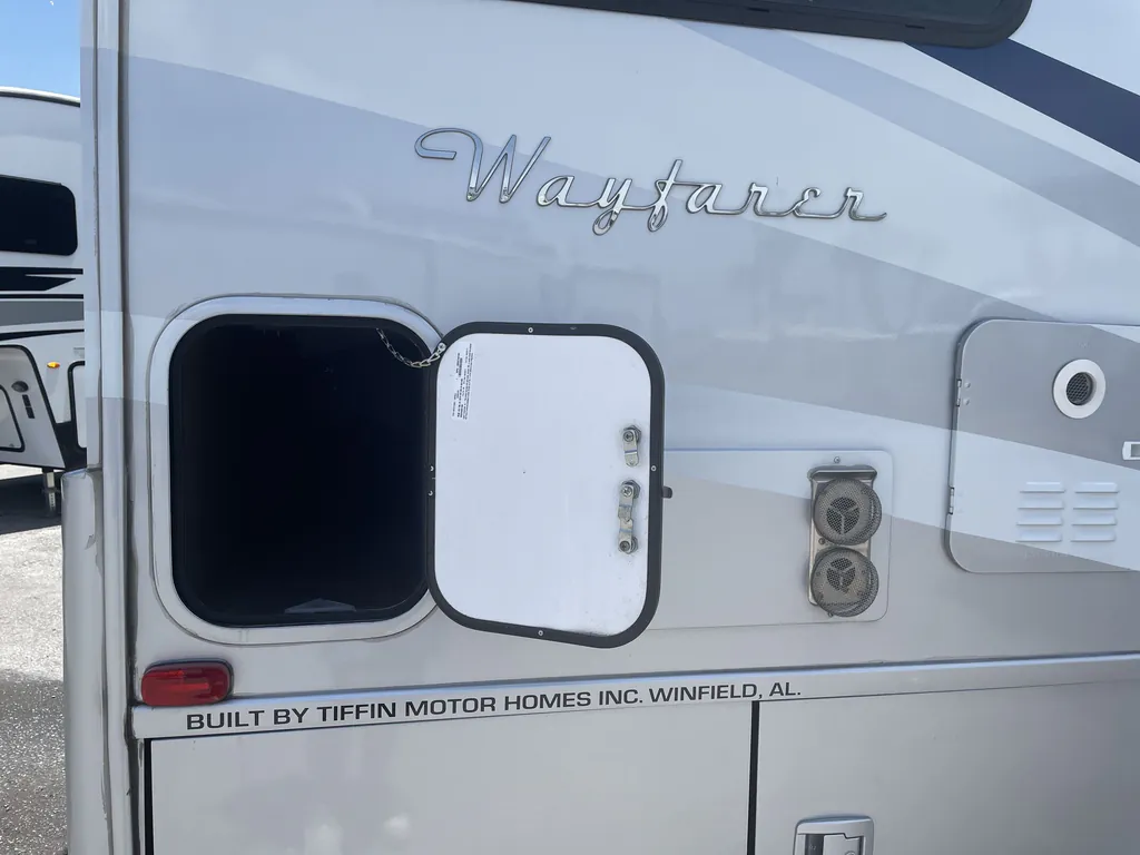 2018 Tiffin Wayfarer 24 TW, Photos photo 6