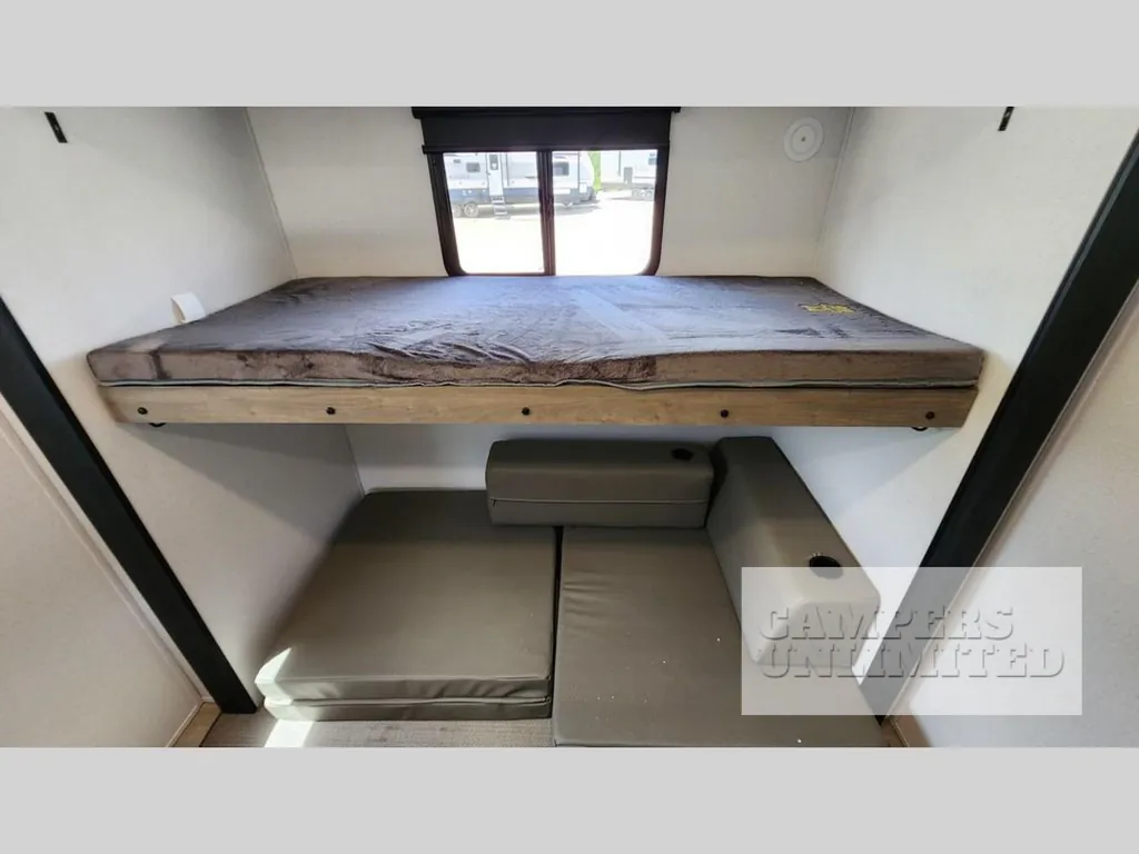 2026 Forest River Solaire 3200TSBH, Photos photo 17