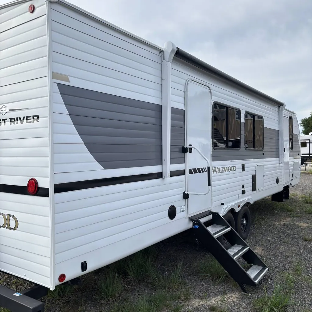 2026 Forest River Wildwood 300ICE, Photos photo 3