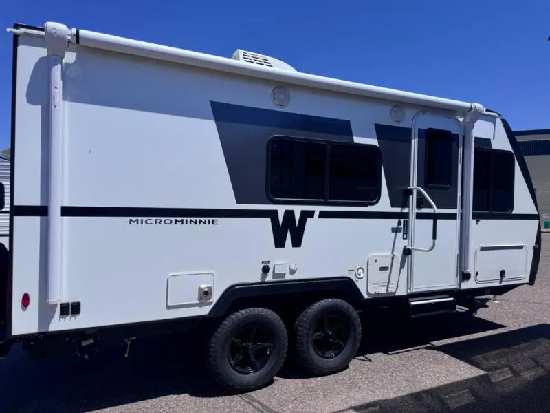 2026 Winnebago Micro Minnie 2100BH - Photo 3