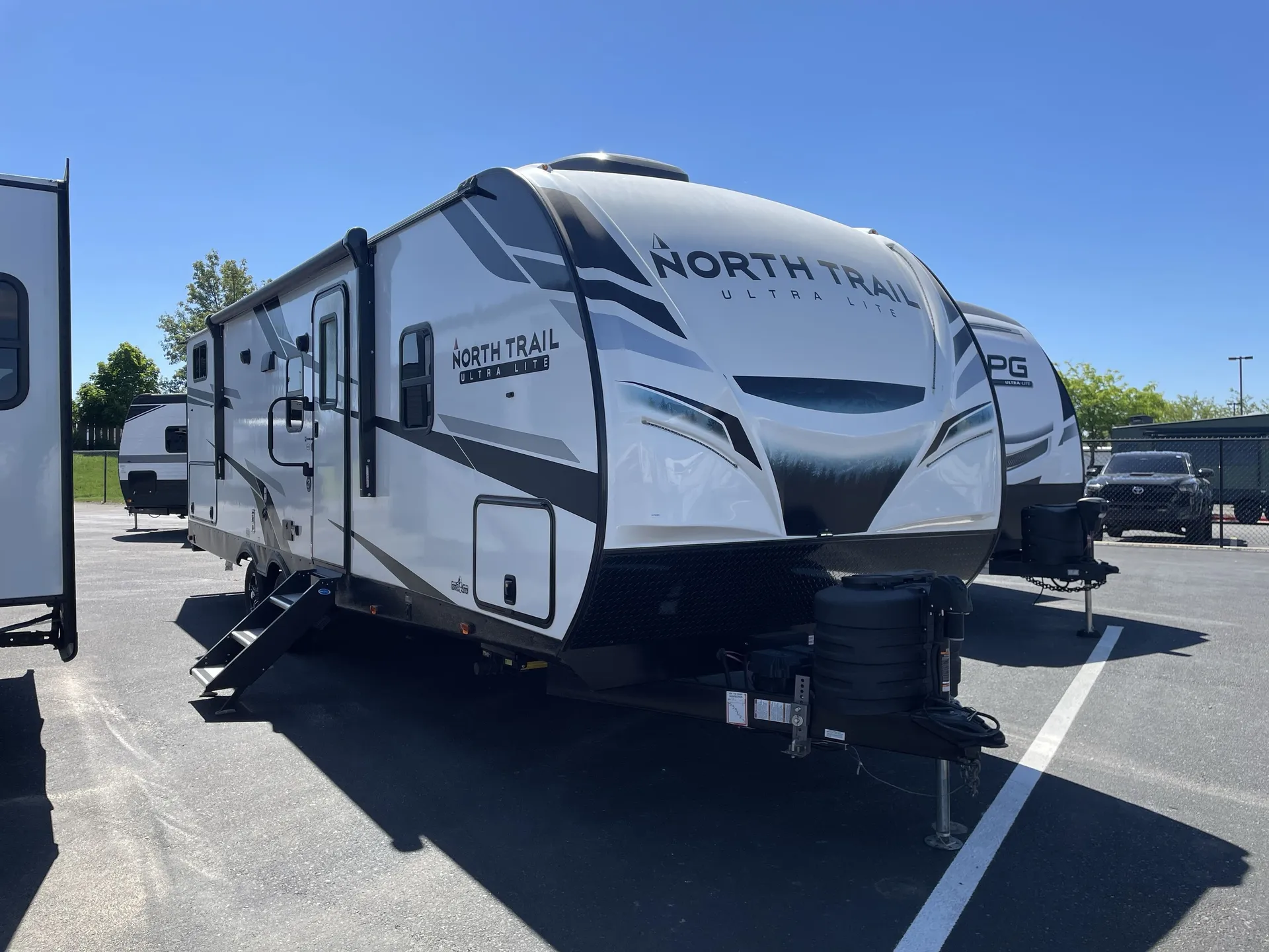 2024 Heartland North Trail Ultra-Lite Travel Trailer 26BHSS - Photo 2