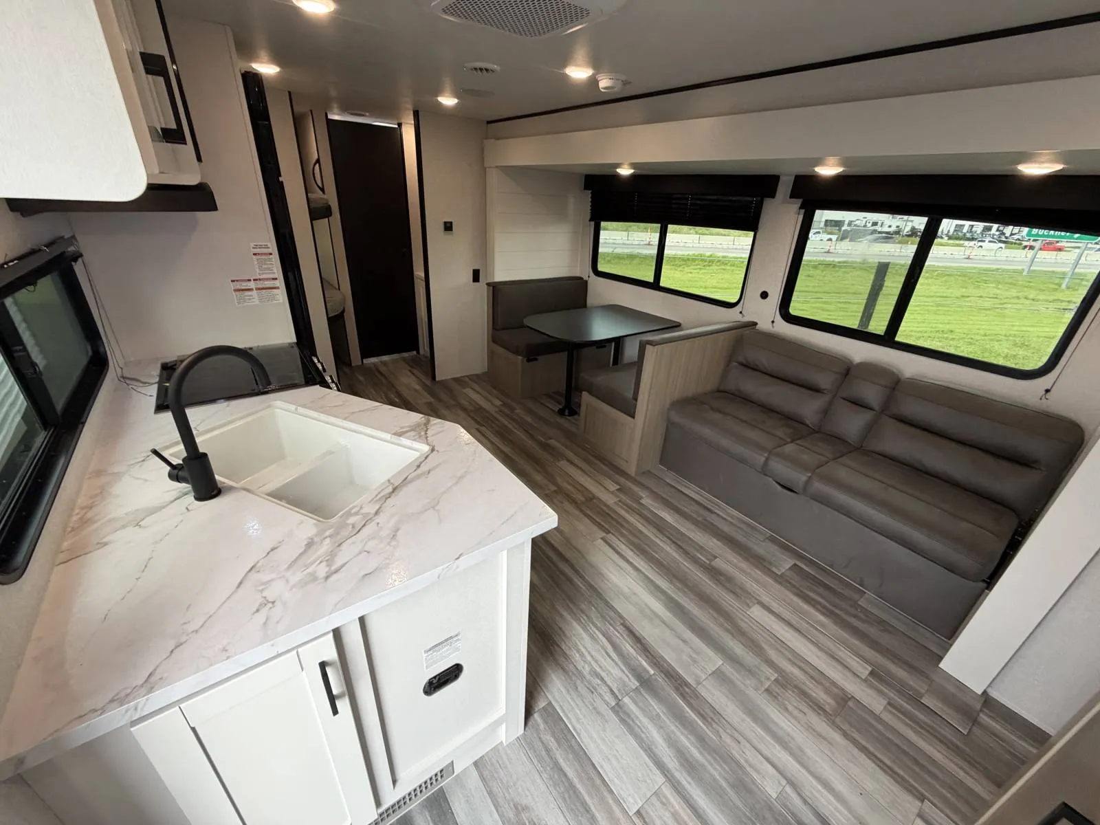 2026 Jayco Jay Flight SLX 261BHS - Photo 3