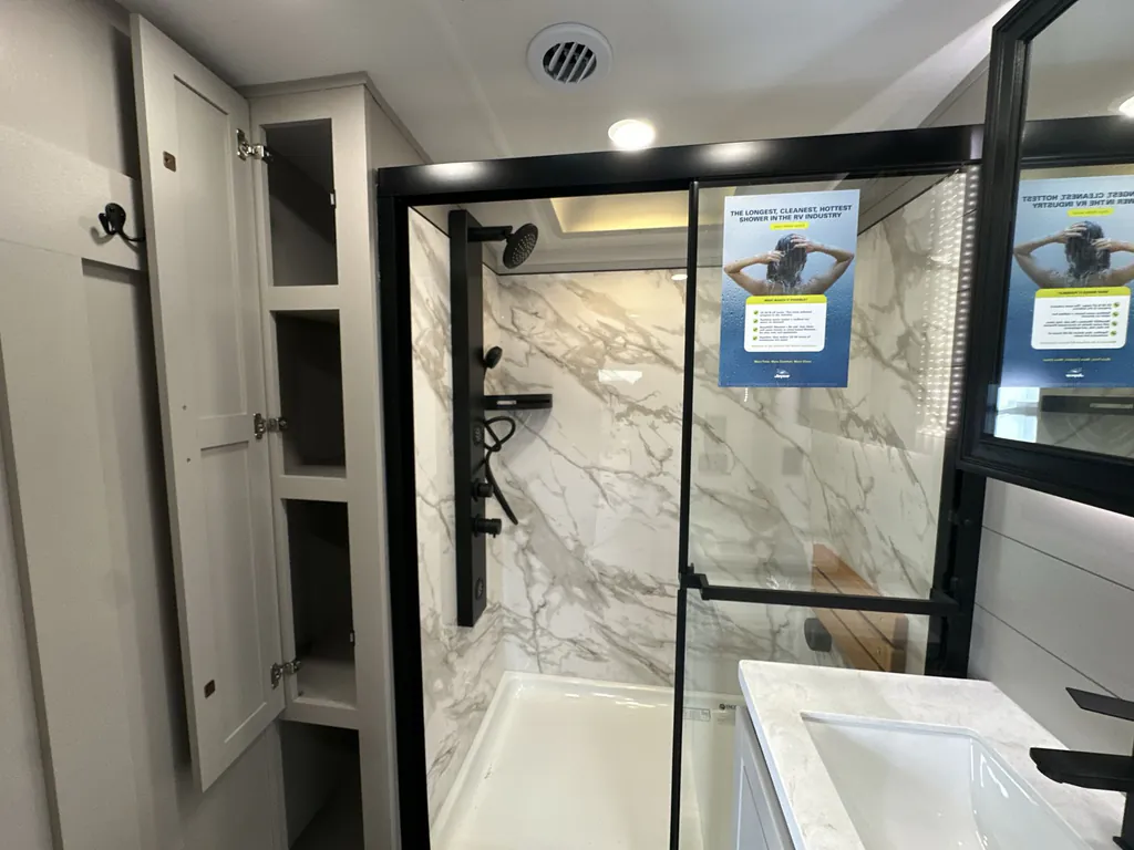 2026 Jayco North Point 395DSDB, Photos photo 32