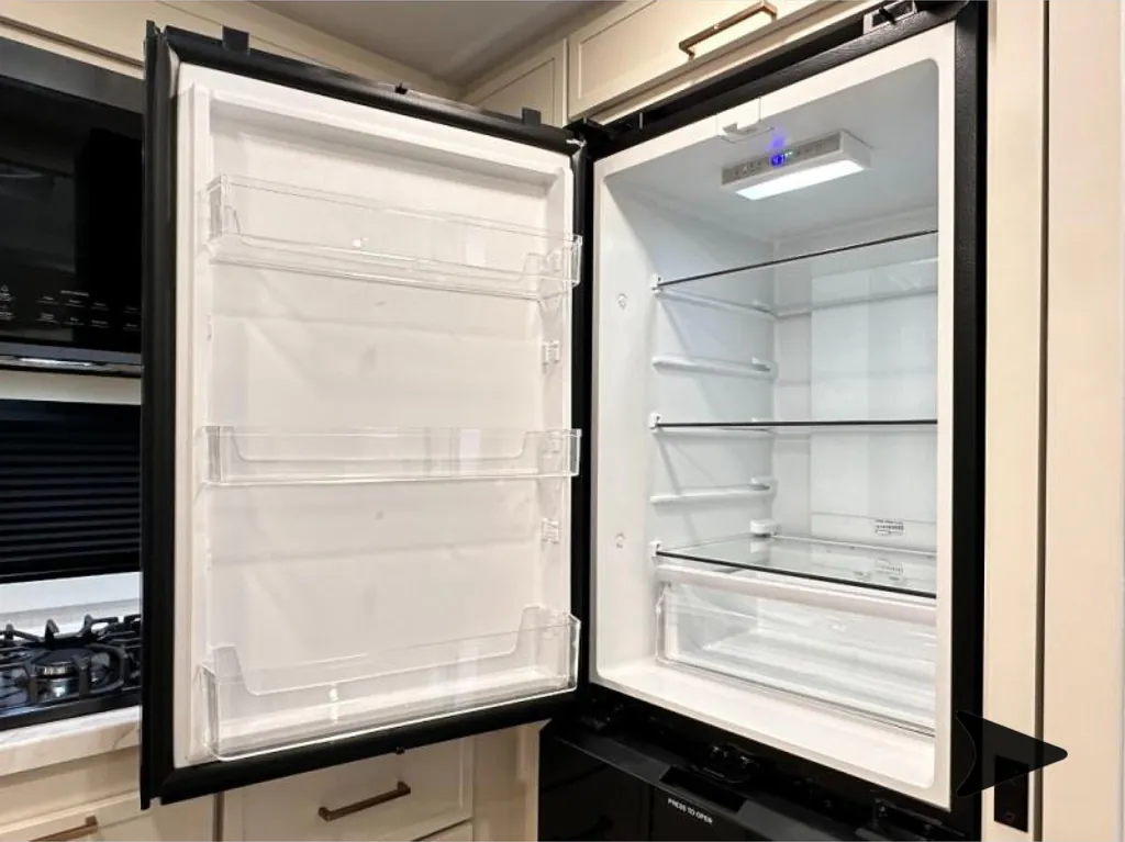 2026 Brinkley Model Ix 20X, Photos photo 10