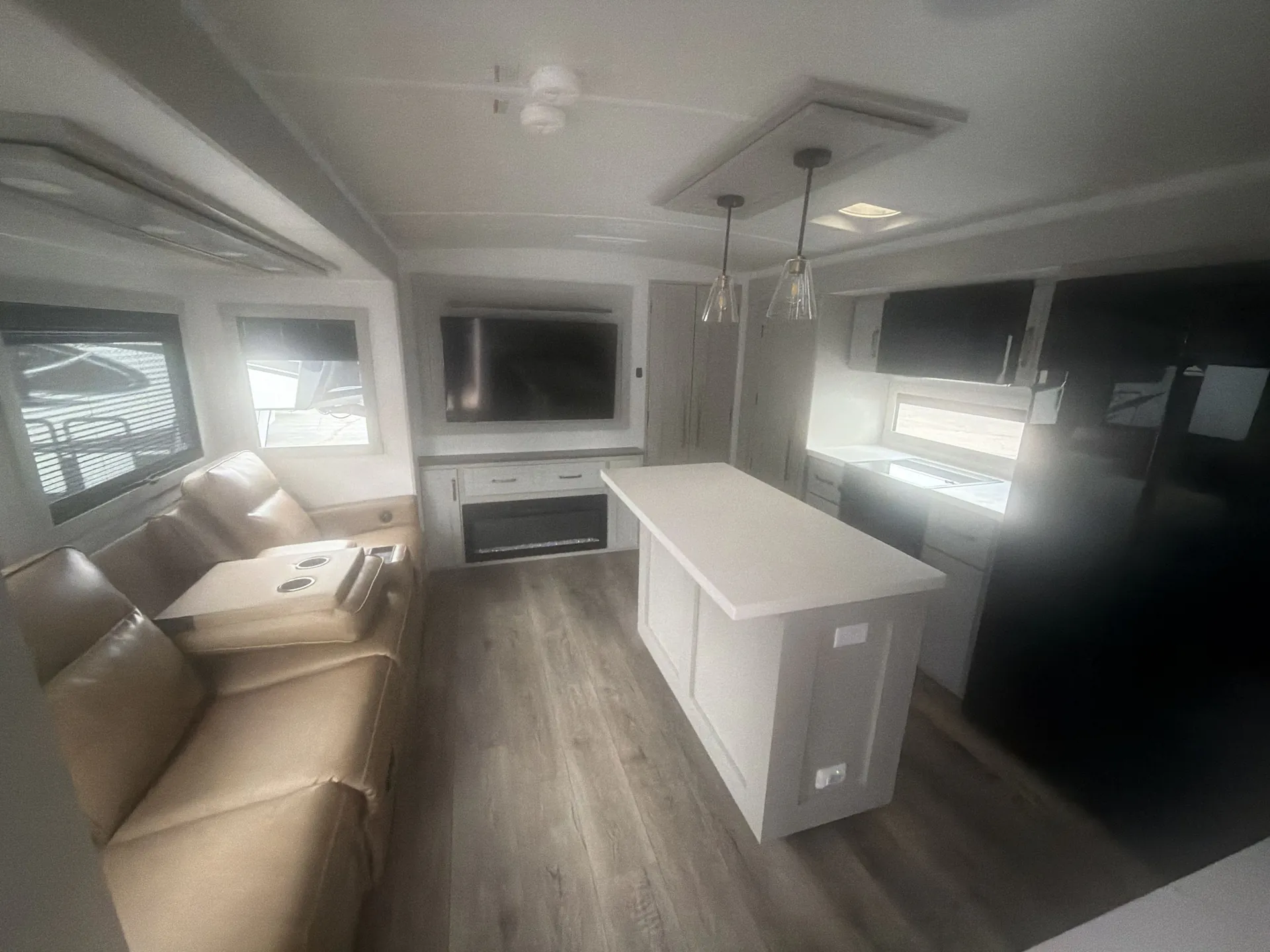 2024 Brinkley Model Z AIR 295 - Photo 3