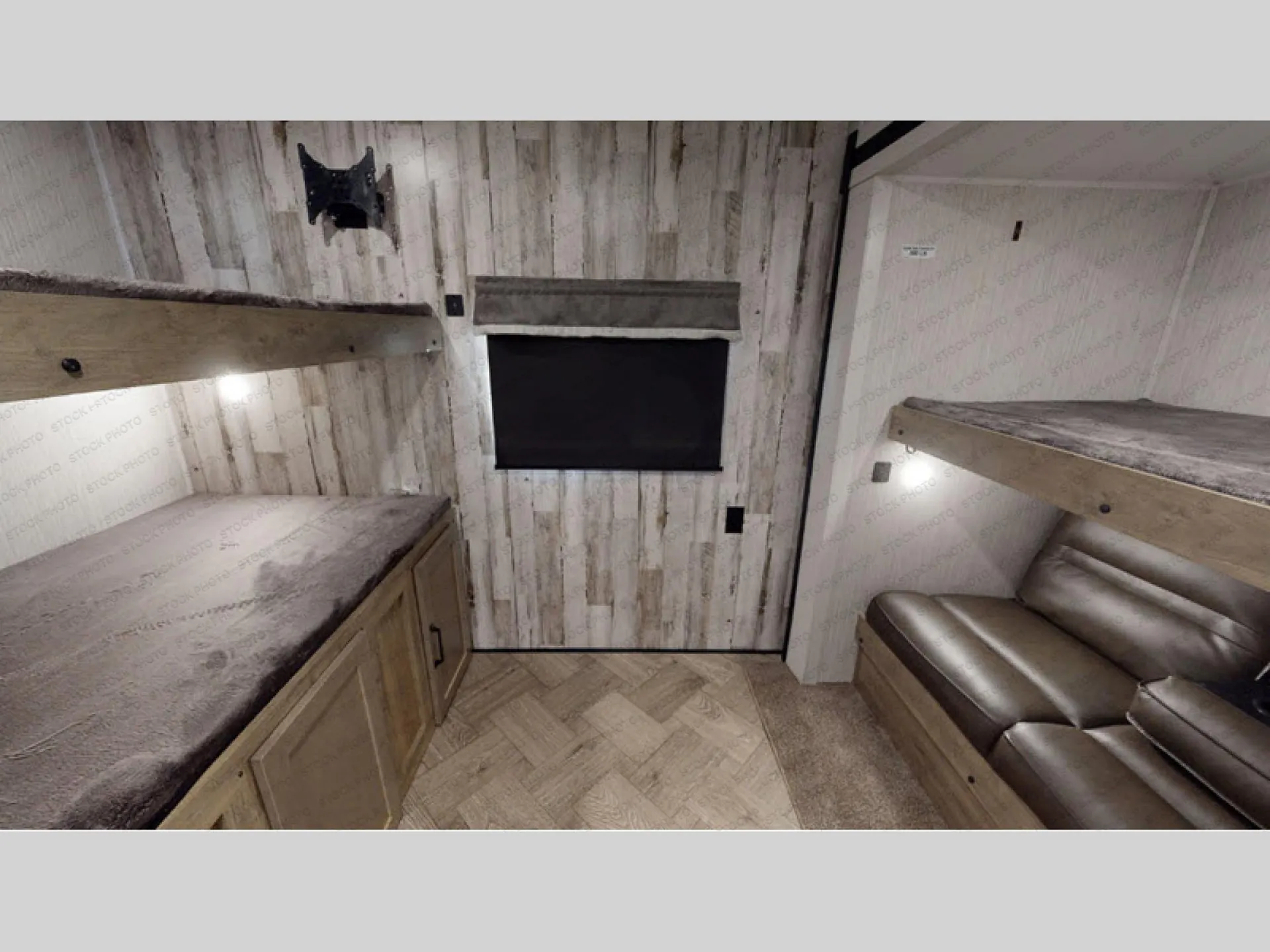 2021 Palomino Puma 32BHQS - Photo 4