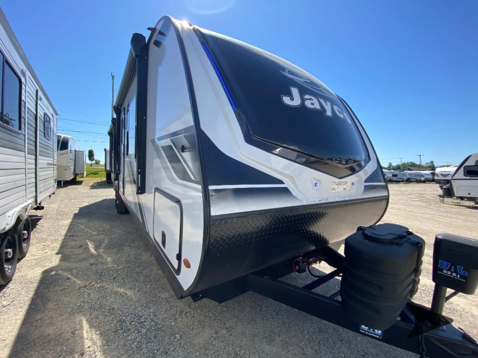 2026 Jayco Jay Feather 32RL dealer photo 1 from Bish's RV
