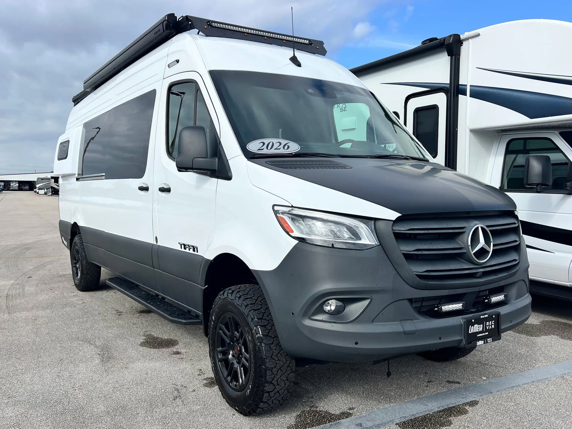 2026 Tiffin GH2 22BV - Photo 2