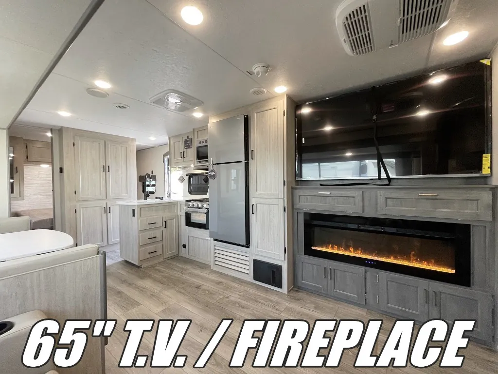 2026 Coachmen Catalina Legacy Edition 273DBHCK, Photos photo 11