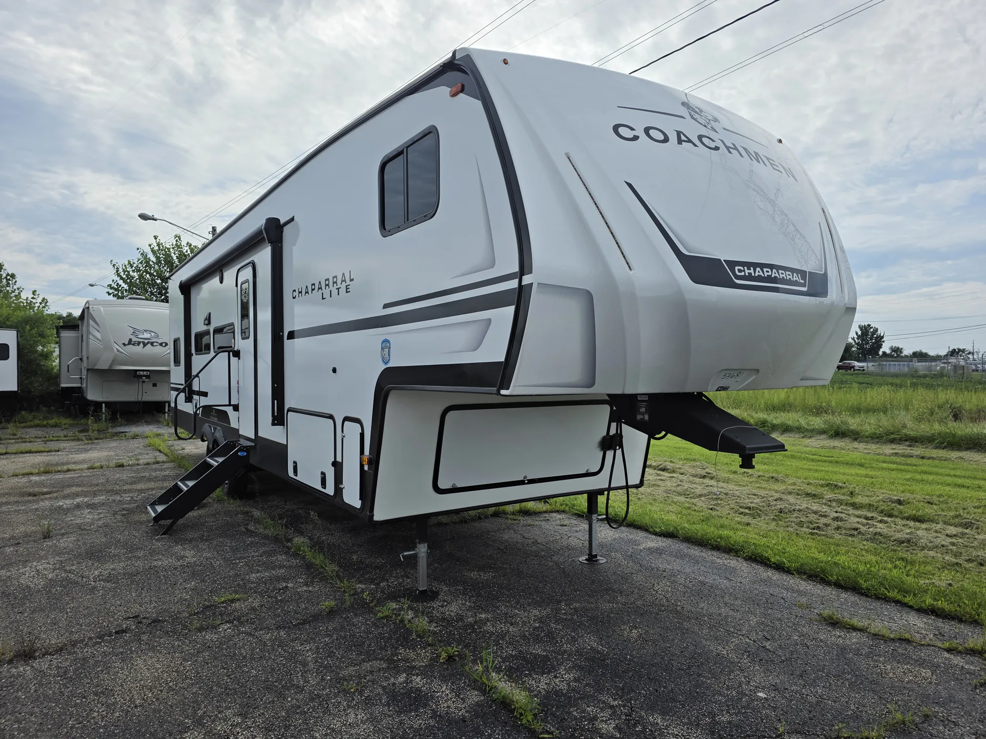 2026 Coachmen Chaparral Lite 31BH - Photo 2