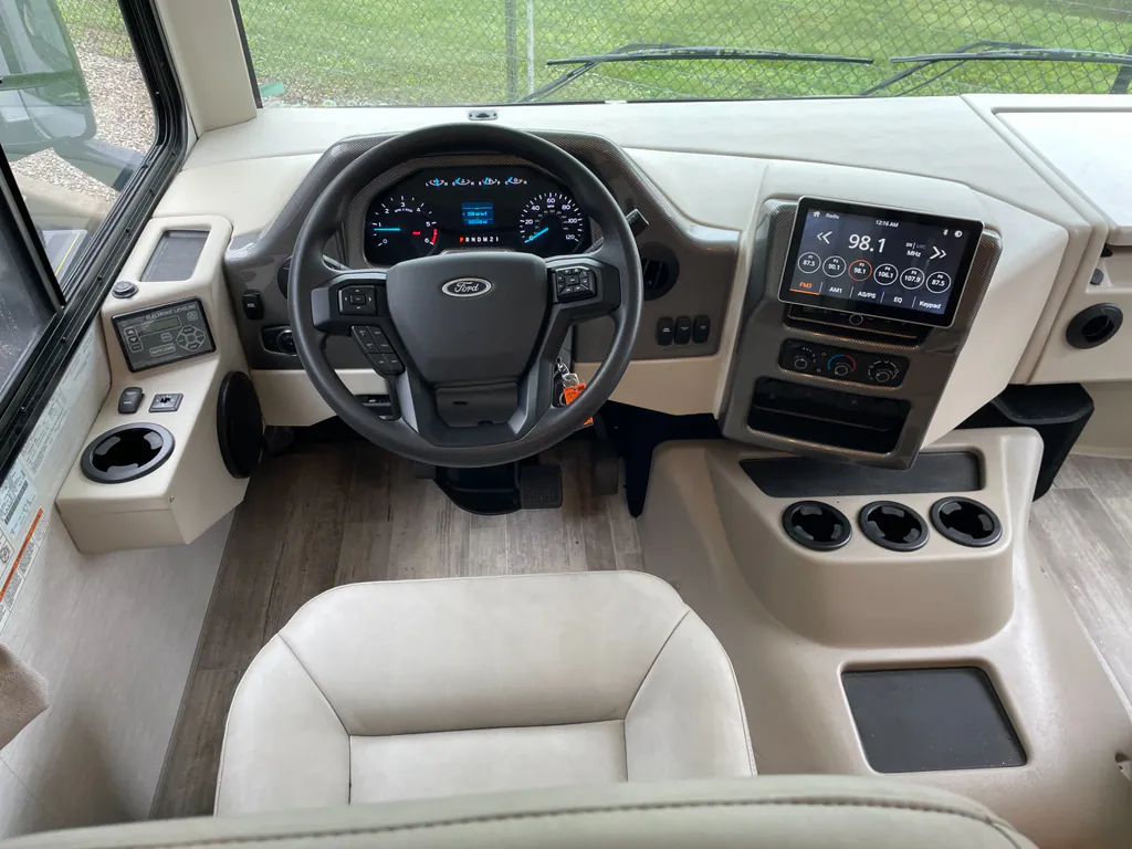 2024 Thor Motor Coach Freedom Traveler A29, Photos photo 16