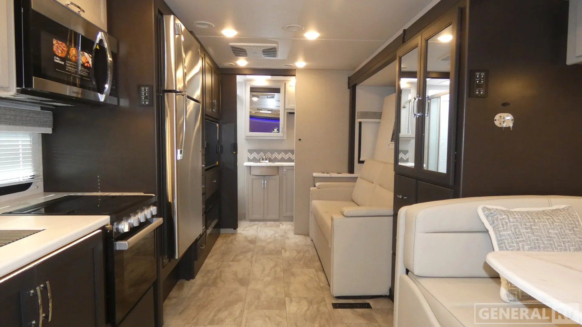 2026 Thor Motor Coach Magnitude Grand S29 - Photo 3