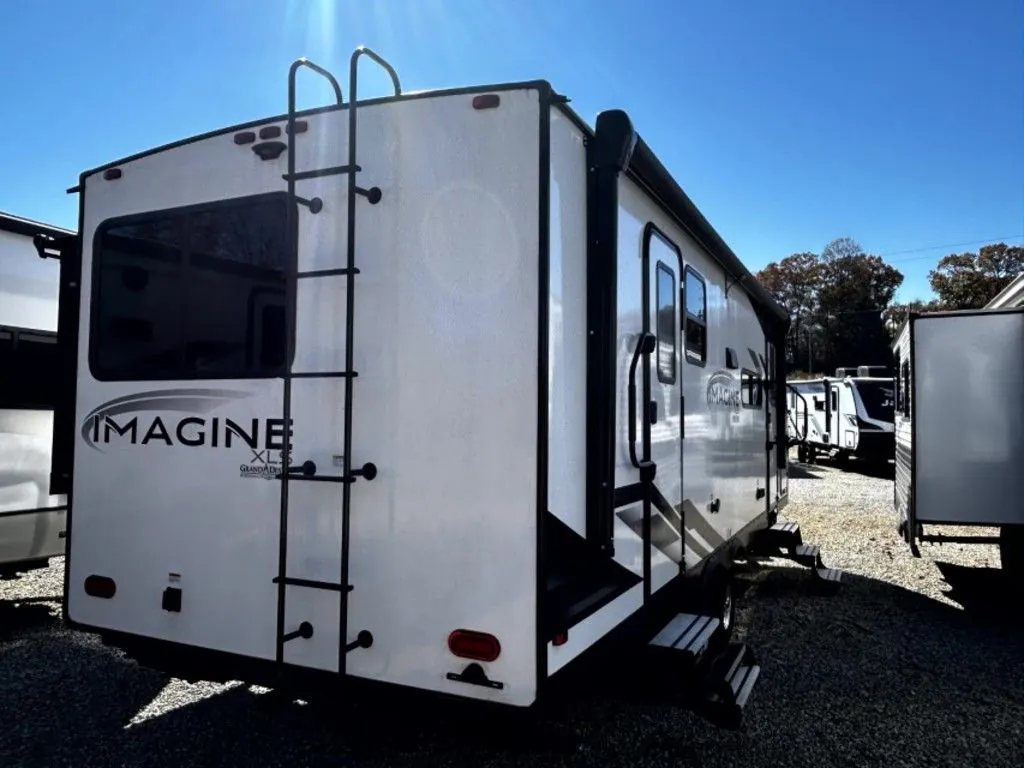 2024 Grand Design Imagine XLS 24BSE - Photo 3