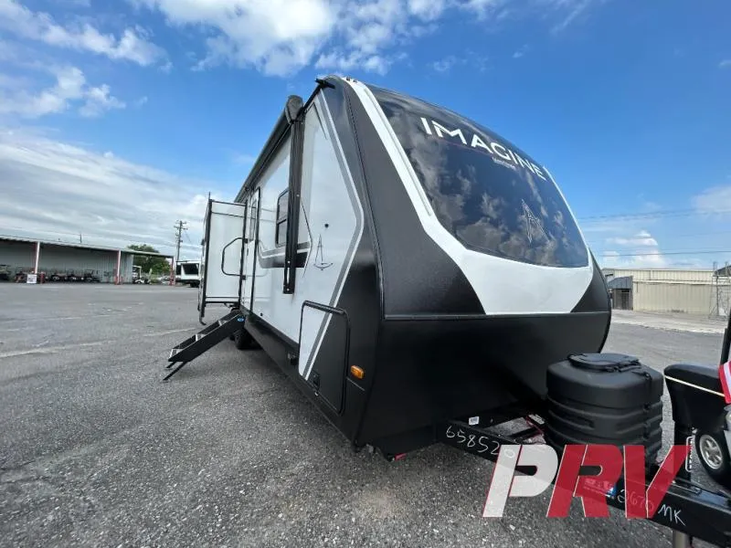 2027 Grand Design Imagine 2670MK - Photo 2