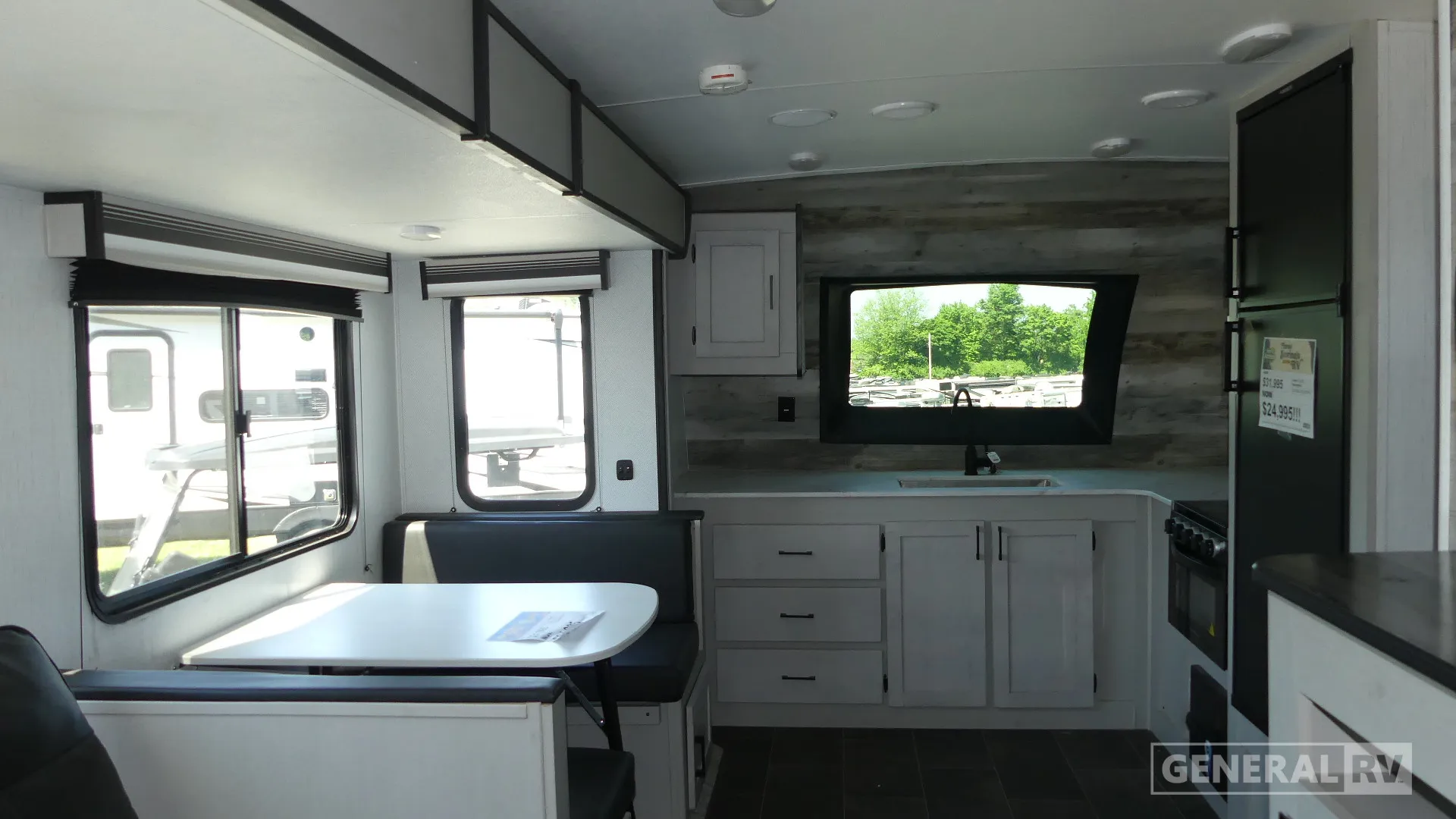 2022 Heartland Mallard M267FK - Photo 3
